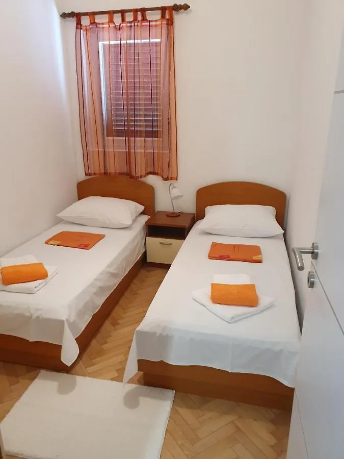 Apartment Apartmani Kunteja Pag Town Croatia